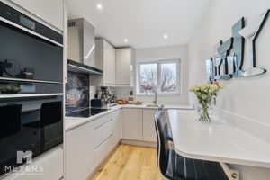 Kitchen- click for photo gallery